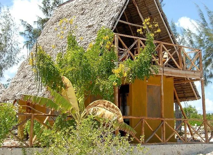 Pakachi Beach Resort & Hotel